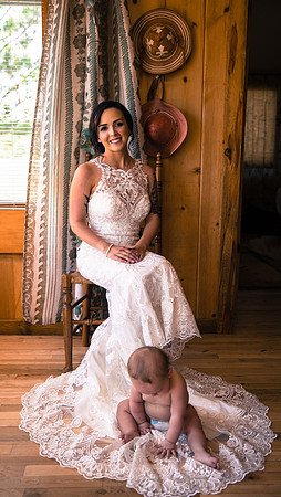 Mom and baby girl wedding photos