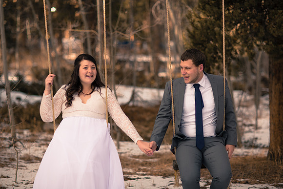 winter elopement photography Breckenridge