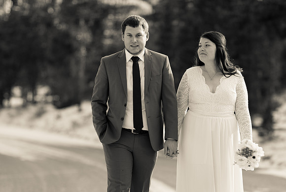 small wedding photographer Breckenridge