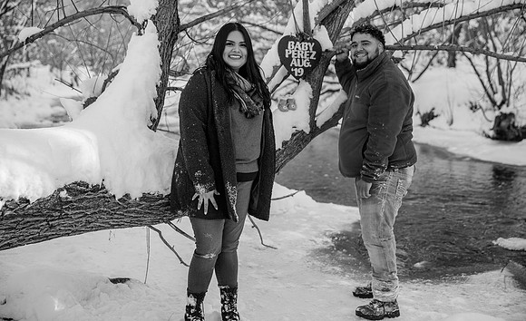 Maternity photographer Denver