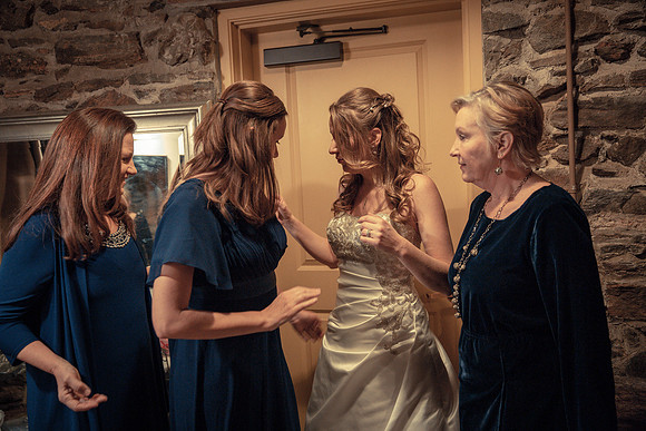 wedding photographer chief hosa lodge