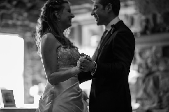 small wedding photographer chief hosa lodge
