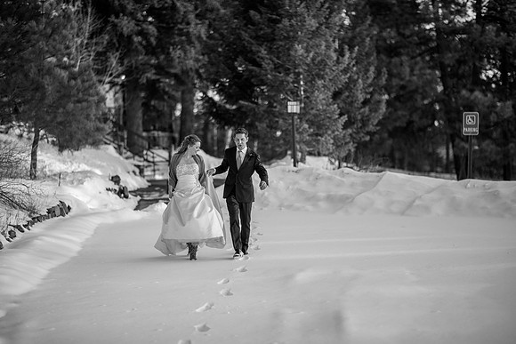 Small wedding photographer Chief Hosa Lodge