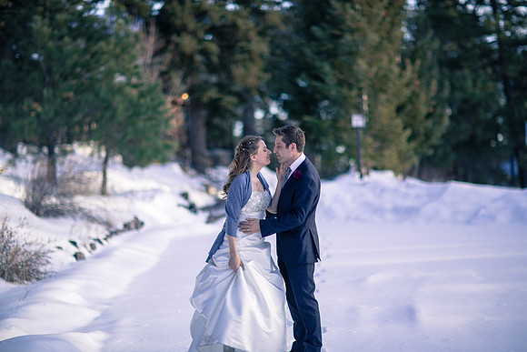 Wedding Photographer Chief Hosa Lodge