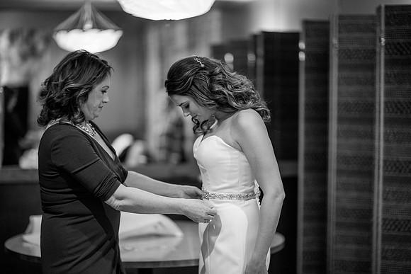 Wedding photographer Vail colorado larkspur dining and events